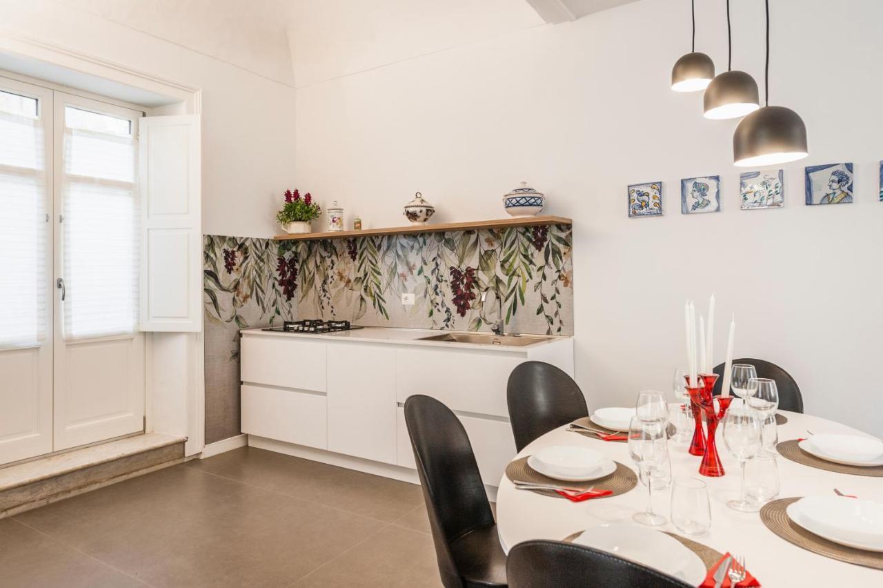 2 Soru Ortigia Holiday Home - Attico Con Terrazza Syrakus Exterior foto